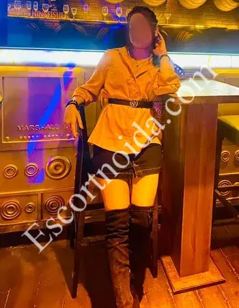 Aalia Female Escorst In Indirapuram Indirapuram model escorts service